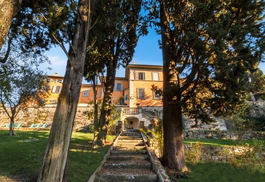 Villa on uima-allas myytävänä Florence Image 8