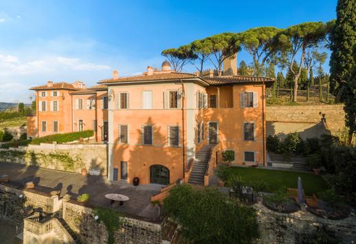 Villa on uima-allas myytävänä Florence Image 4