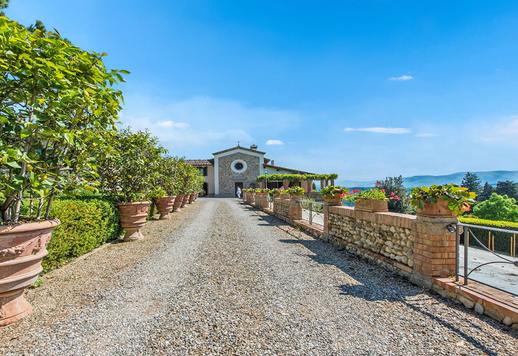 Prestigious complex for sale in Tuscany Image 9