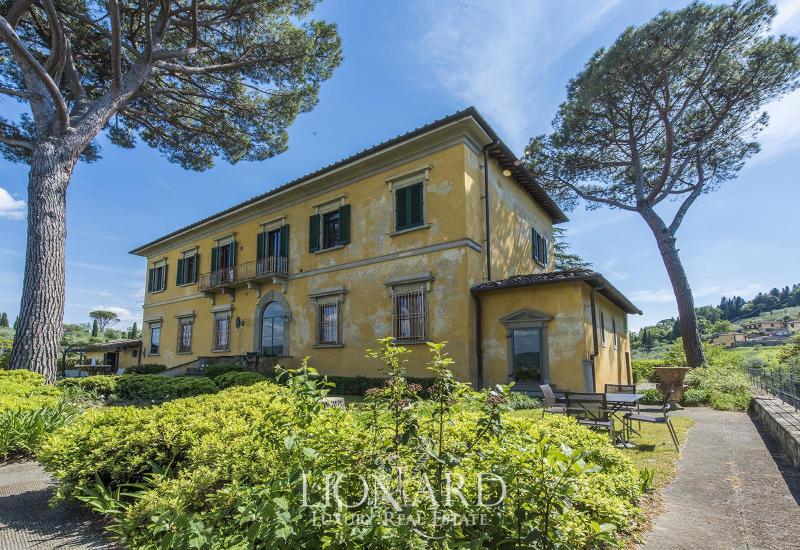 Құрбым ұйықтап жатқанда мен оның қызын сиқырдым.