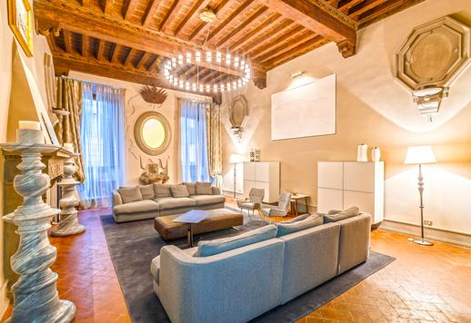 Luxurious apartment for sale in Florence Image 1