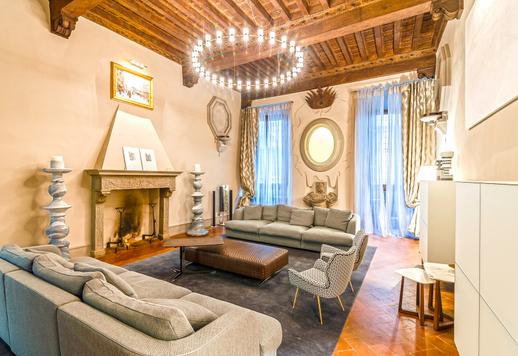 Luxurious apartment for sale in Florence Image 2
