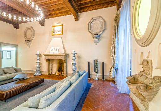Luxurious apartment for sale in Florence Image 5