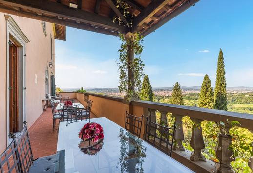 Villa di lusso con vista su Firenze Image 9