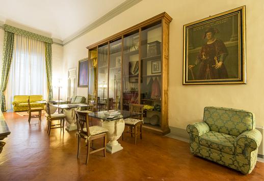 Espléndido edificio histórico en venta en Florencia Image 9
