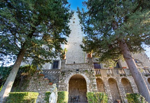 フィレンツェ近郊で販売中の城 Image 9