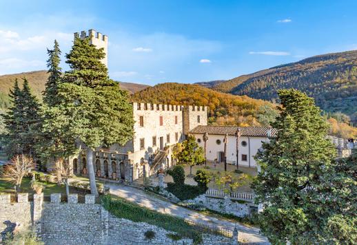 フィレンツェ近郊で販売中の城 Image 3