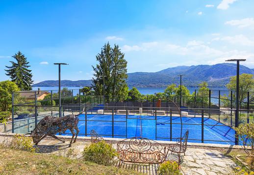 Propriedade encantadora, com grande parque e piscina exclusiva à beira do lago Image 9