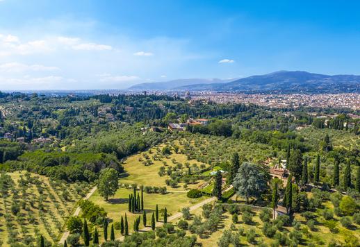 Wonderful villa for sale in an exclusive hilly area of Florence Image 6