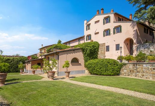 Wonderful villa for sale in an exclusive hilly area of Florence Image 9