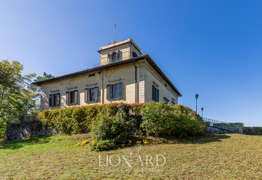 Stunning estate with pool for sale in Borgo San Lorenzo Image 6