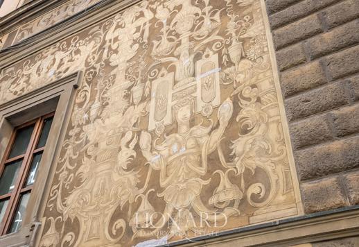Palazzo di origine quattrocentesca in vendita nel pieno centro storico di Firenze Image 6