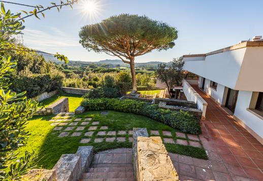 Residenza di pregio con parco terrazzato sul mare di Punta Ala Image 9