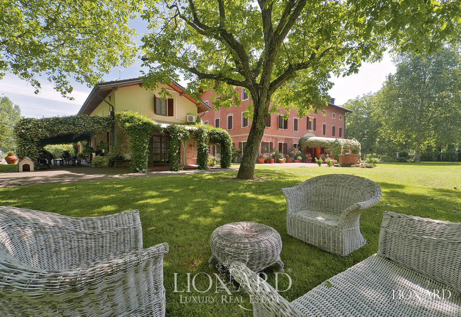 Elegant Estate For Sale In Modena's Countryside Lionard