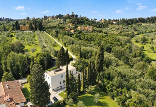 Panoramisk eiendom til salgs i kort avstand fra Piazzale Michelangelo Image 1