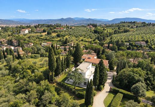 Panoramisk eiendom til salgs i kort avstand fra Piazzale Michelangelo Image 2