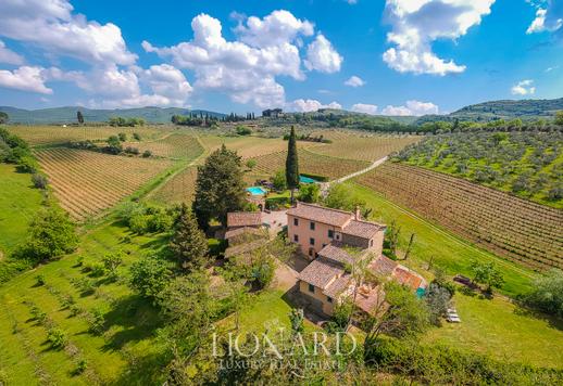 Agricultural company with resort for sale in one of the areas that encapsulates the essence of Tuscany Image 1