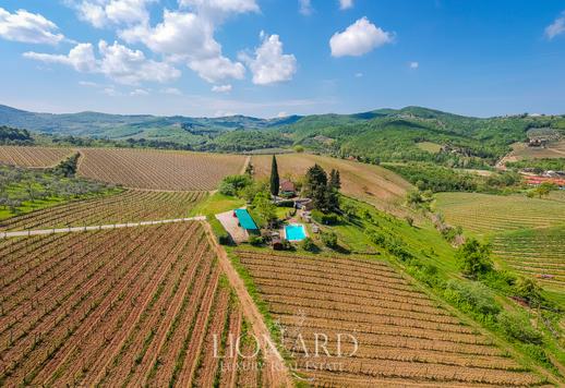 Agricultural company with resort for sale in one of the areas that encapsulates the essence of Tuscany Image 5