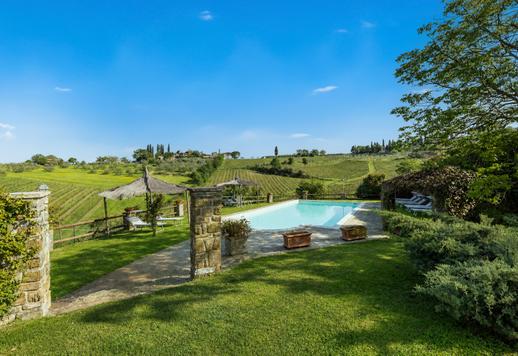 Azienda agricola con agriturismo in vendita in uno dei territori che racchiude l'essenza della Toscana Image 6