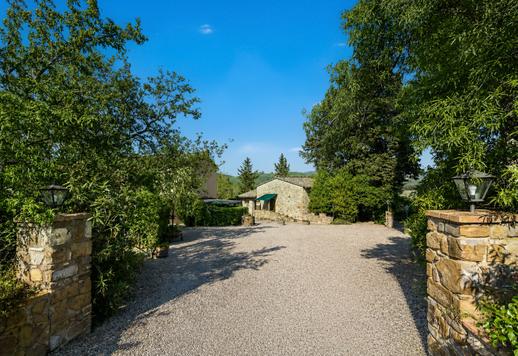 Azienda agricola con agriturismo in vendita in uno dei territori che racchiude l'essenza della Toscana Image 8