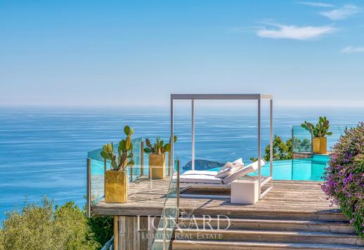 Villa de lujo frente al mar con parque y piscina entre Capri y Positano Image 1