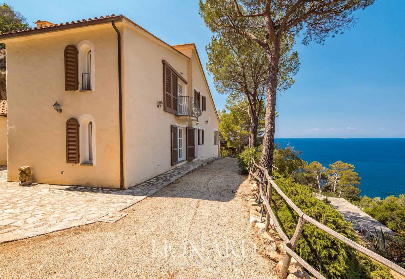 Fantastische Villa Mit Zugang Zum Meer Auf Der Insel Elba Lionard