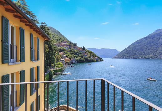Incantevole residenza finemente ristrutturata sul Lago di Como Image 8