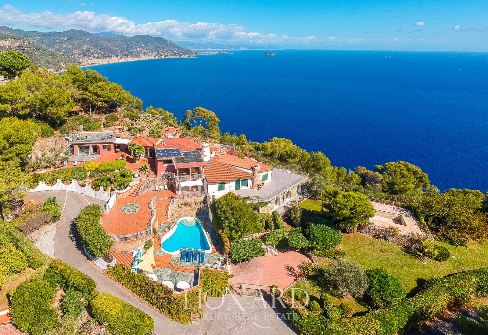 Charming Panoramic Estate On The Ligurian Riviera Lionard