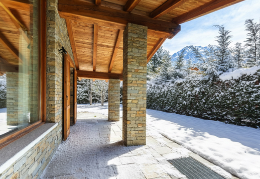 Cudowny domek na sprzedaż w jednym z najbardziej ekskluzywnych górskich miasteczek w północnych Włoszech Image 8