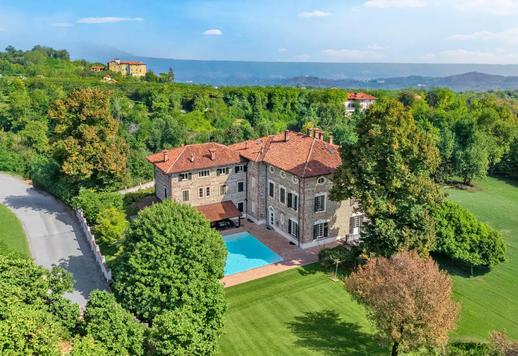 Prestigiosa residenza signorile di 1071 metri quadrati risalente agli anni Venti, perfettamente conservata. Image 1