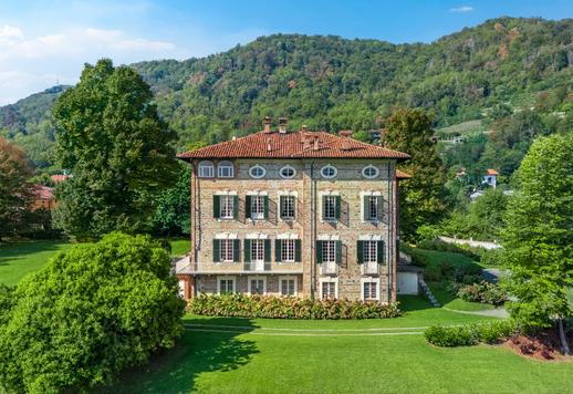 Prestigiosa residenza signorile di 1071 metri quadrati risalente agli anni Venti, perfettamente conservata. Image 2