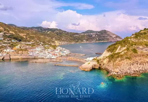 Luksusresort på den kjente øya Ischia Image 4
