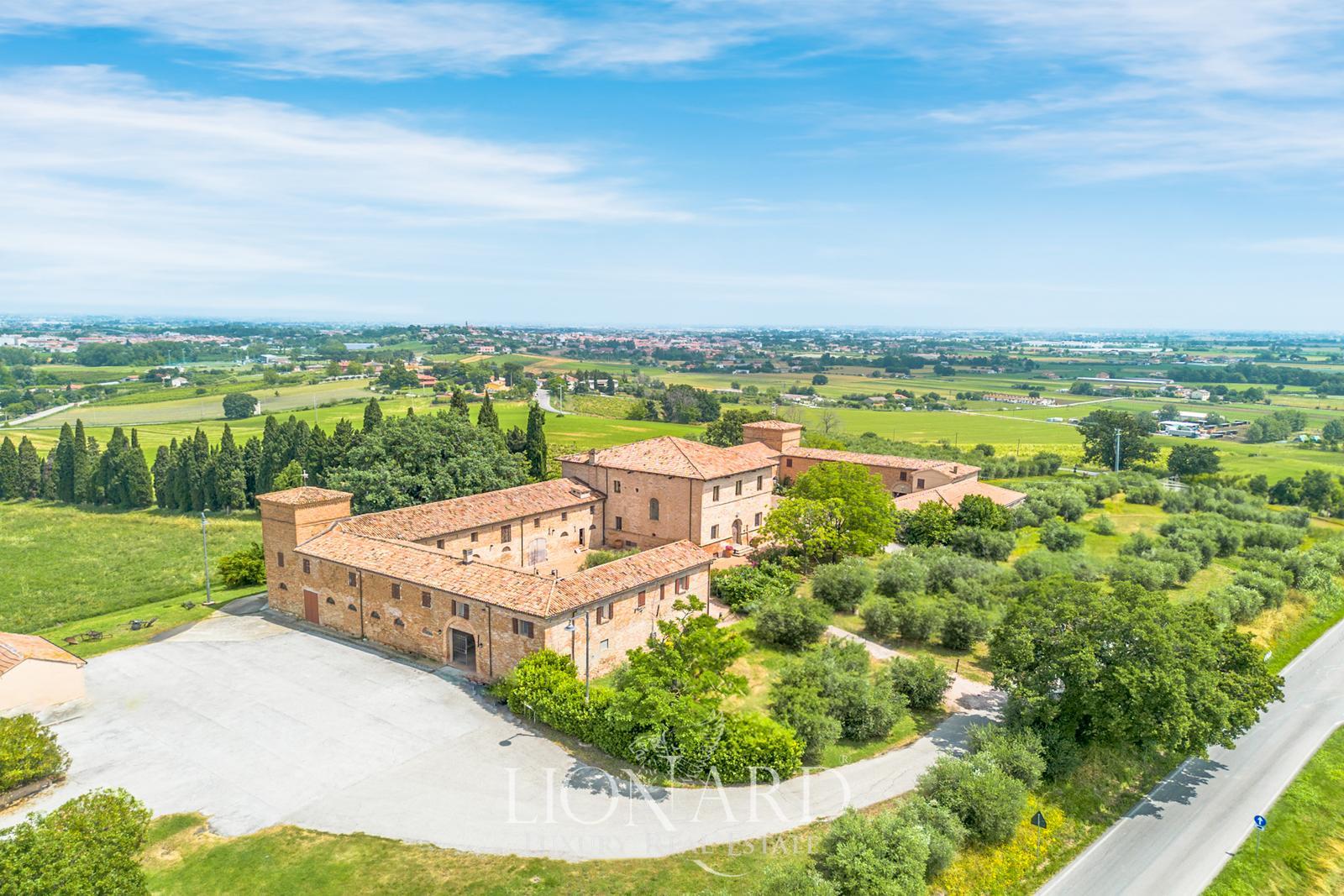 Prestigious Winery With A Castle In Emilia Romagna Lionard