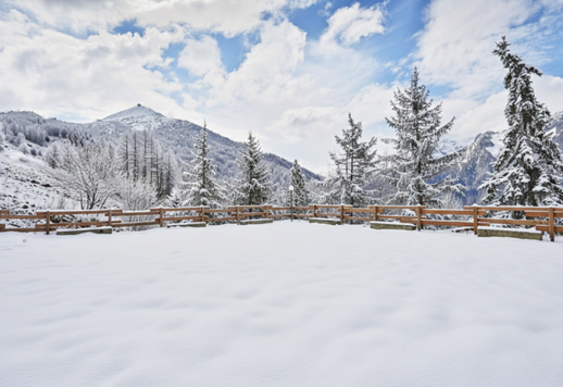 Chalet de luxe à vendre à côté des pistes du célèbre domaine skiable international de Vialattea Image 6