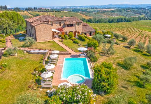 산 지미냐노(San Gimignano)의 녹음이 우거진 언덕에 수영장과 67헥타르 규모의 부지를 갖춘 고대 마을 매매 Image 6