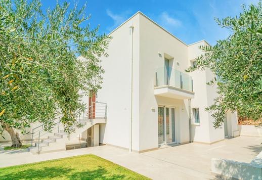 Villa moderne de luxe au milieu d'une oliveraie séculaire à vendre sur le Golfe de Castellammare Image 6