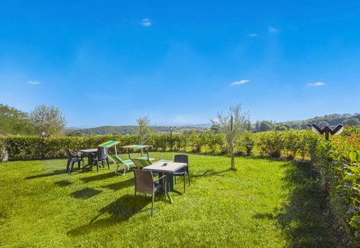 Wonderful property with a pool and 19.5 hectares of private grounds for sale in Chianciano Terme Image 6