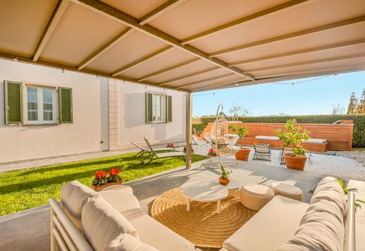 Villa de lujo con anexo, piscina y terreno cultivado en venta en el corazón de Toscana Image 9