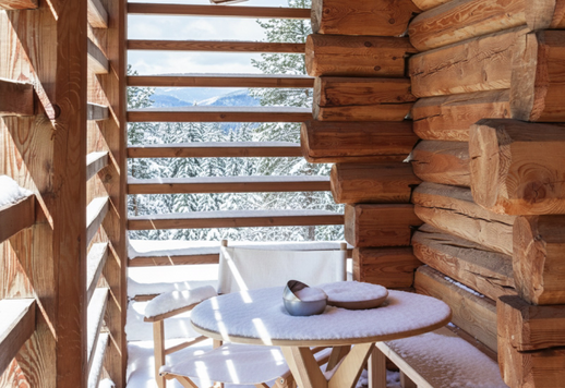 Elegant fjällstuga med panoramautsikt, trädgård och bastu till salu i Champoluc Image 3