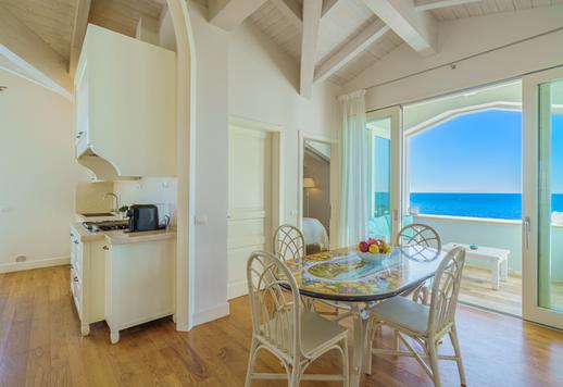 Prestigieus loft van 210 m² aan zee aan de Etruskische kust Image 2