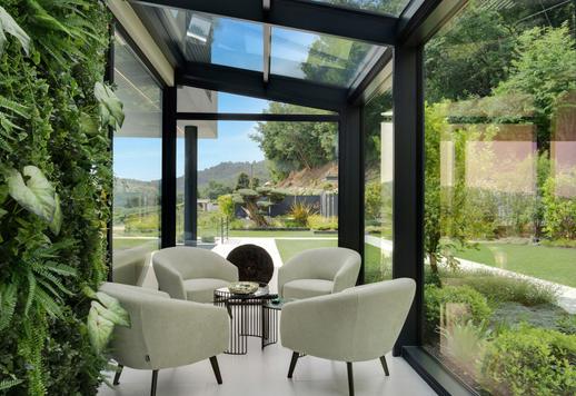 Splendide villa moderne en vente sur le lac de Garde avec vue panoramique sur le golfe de Salò Image 9