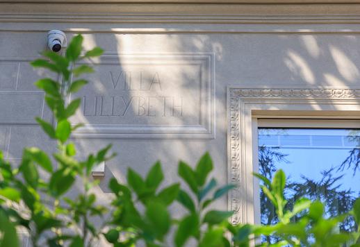 Austere and imposing in its majestic neoclassical architecture, this prestigious private estate has been redesigned as a full-featured modern villa Image 3