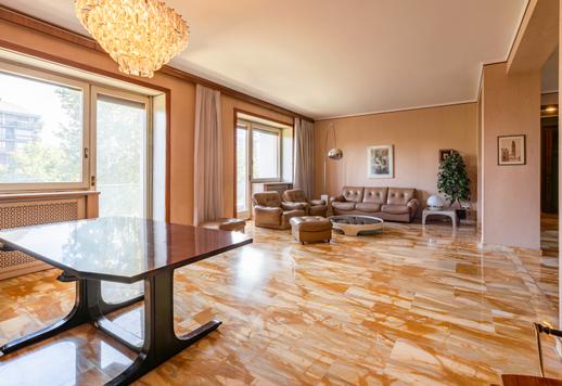  Квартира с балконом в престижном районе в самом центре Милана Image 7