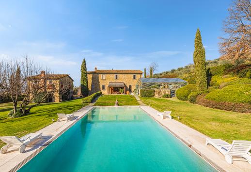 Belle ferme entièrement rénovée avec dépendance et étable au cœur de la campagne toscane à vendre Image 8