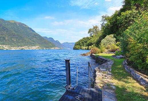 Historisch landgoed met uitzicht op het meer, omgeven door natuur, te koop aan het meer van Faggeto Lario Image 7
