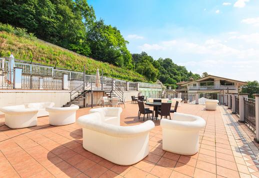Dream venue for private eventsw among the vineyards of Valcalepio, a few kilometres from Lake Iseo Image 5