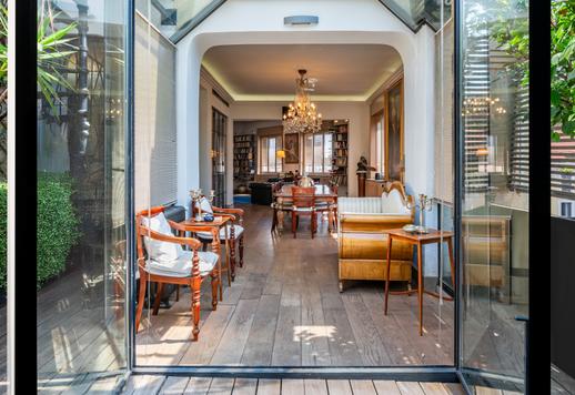 Продається розкішний пентхаус з великими терасами в центрі Мілана Image 4