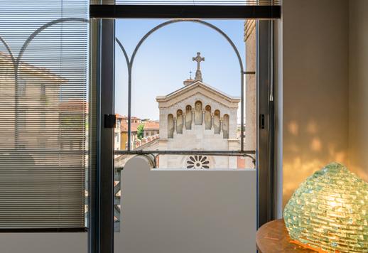 بنتهاوس فاخر مع تراسات كبيرة للبيع في وسط ميلانو Image 1