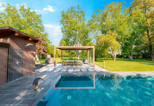 Prestigiosa villa ottocentesca con giardino secolare e comfort moderni in vendita in Emilia Romagna Image 6