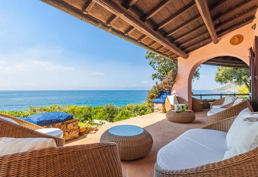 Propriété exclusive avec grandes terrasses et vue sur la mer à vendre sur le Monte Argentario Image 9
